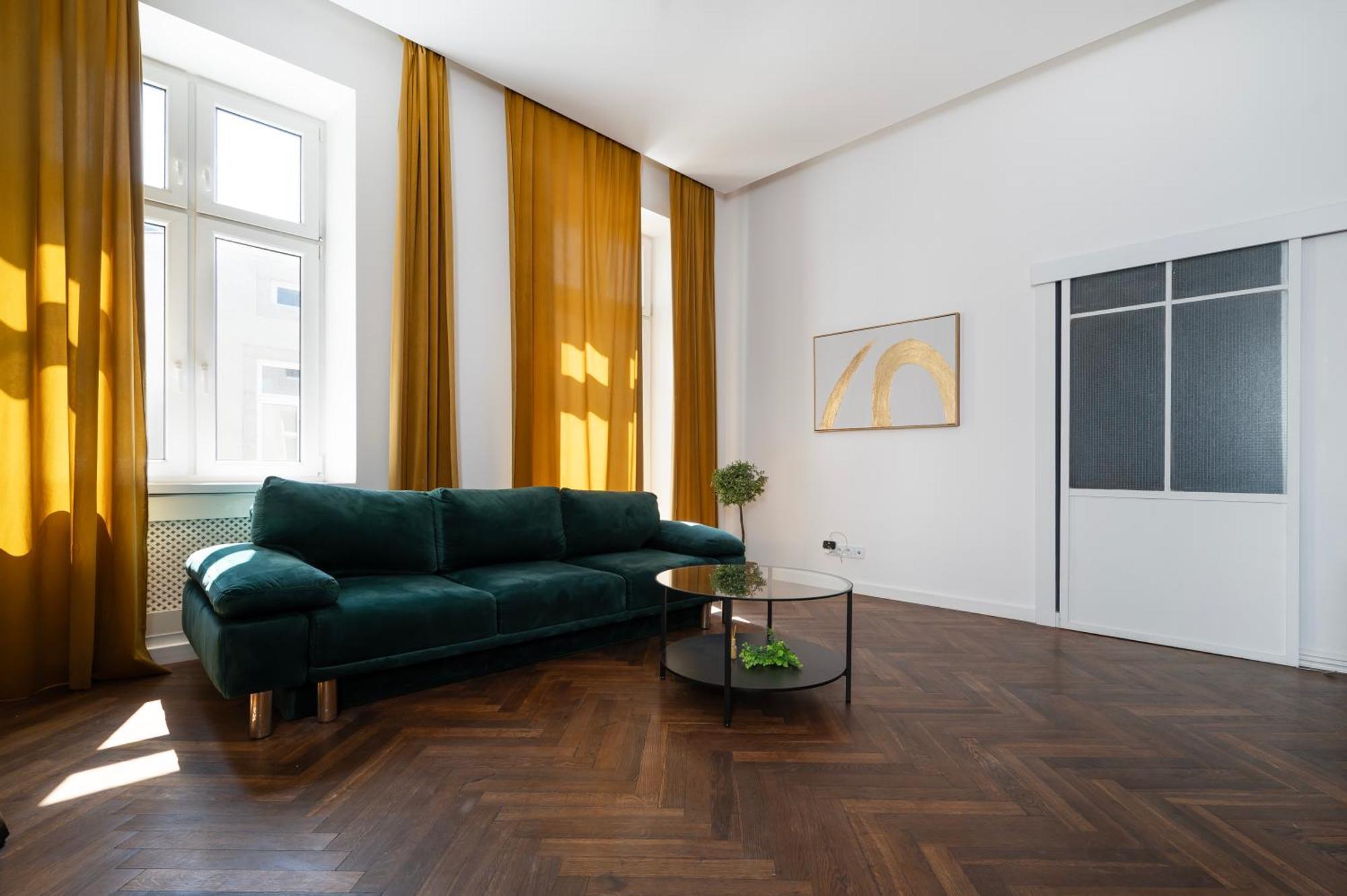 Prestige Piotrkowska With Parking Apartment Lodz (Lodz)